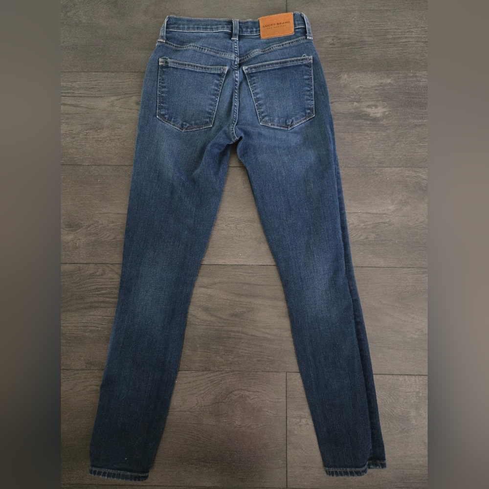 Lucky Brand Dark Wash Skinny Jeans Size 0 - Picture 7 of 12